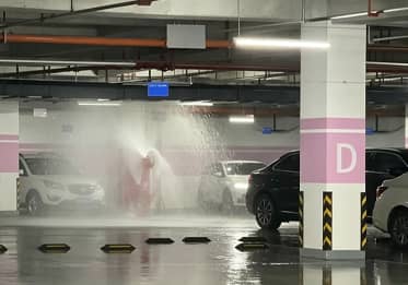 小区消防栓被车辆撞坏怎么办？责任认定、赔偿与合规修复全流程指南